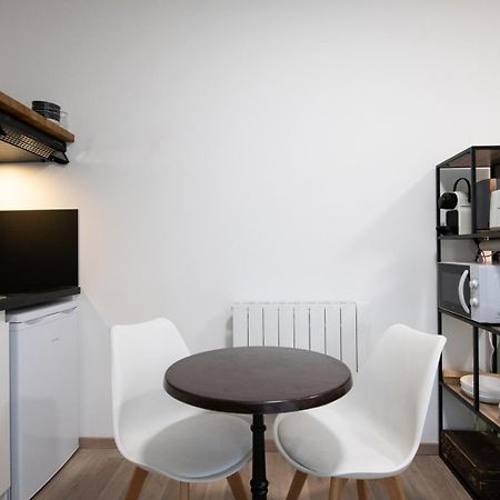 Suite Kella Tassin - Beau Studio Renove Dış mekan fotoğraf