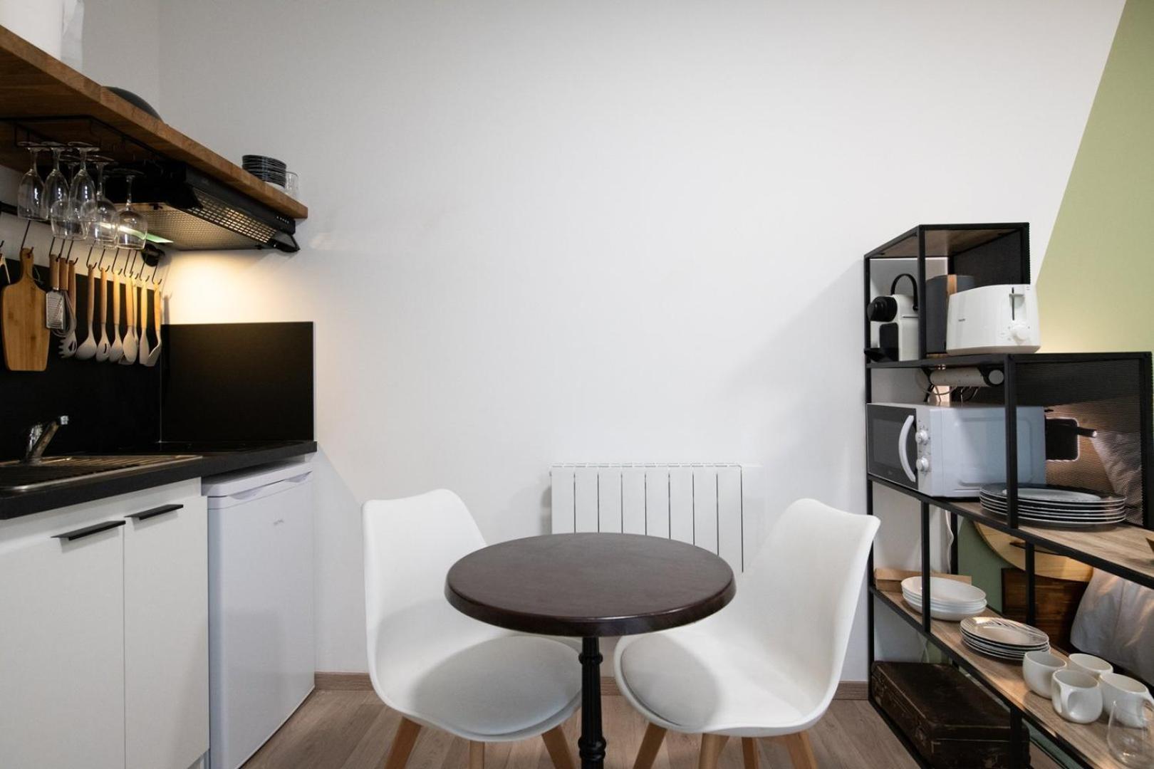 Suite Kella Tassin - Beau Studio Renove Dış mekan fotoğraf